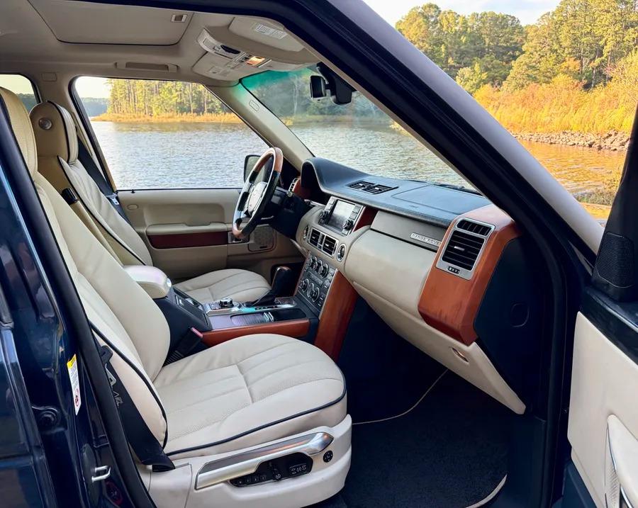 2012 Land Rover Range Rover HSE Lux