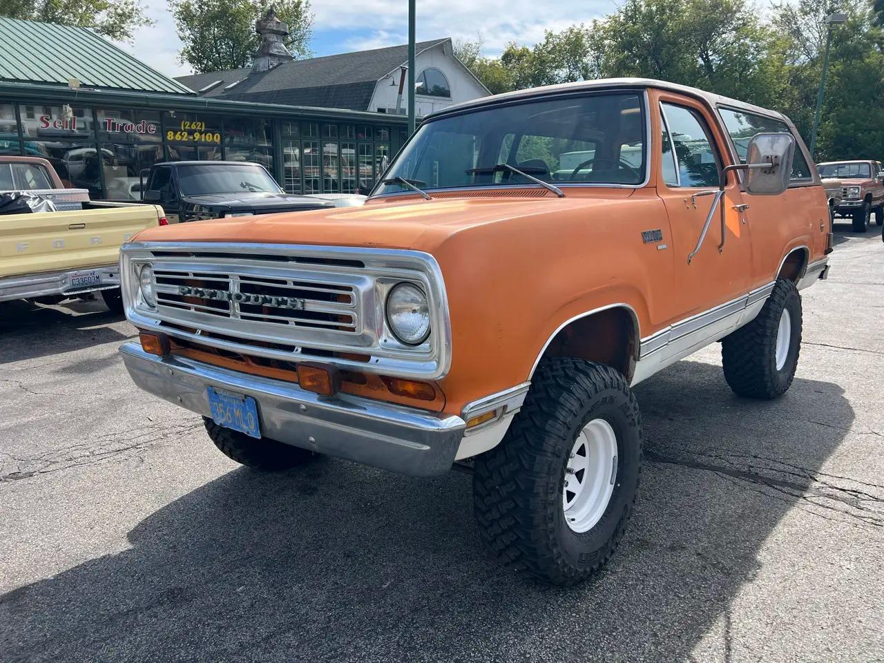  Plymouth Trail Duster