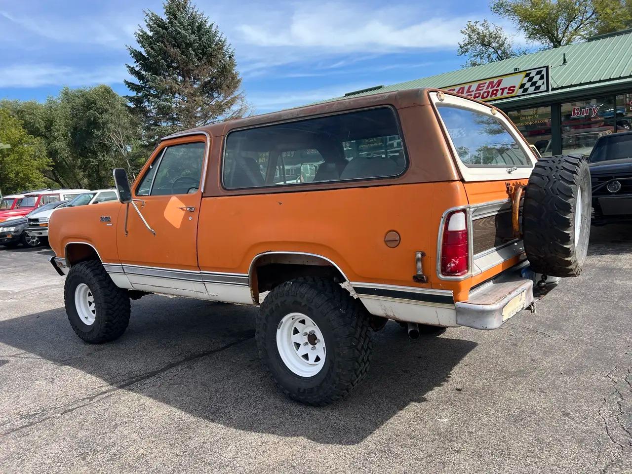 1975 Plymouth Trail Duster