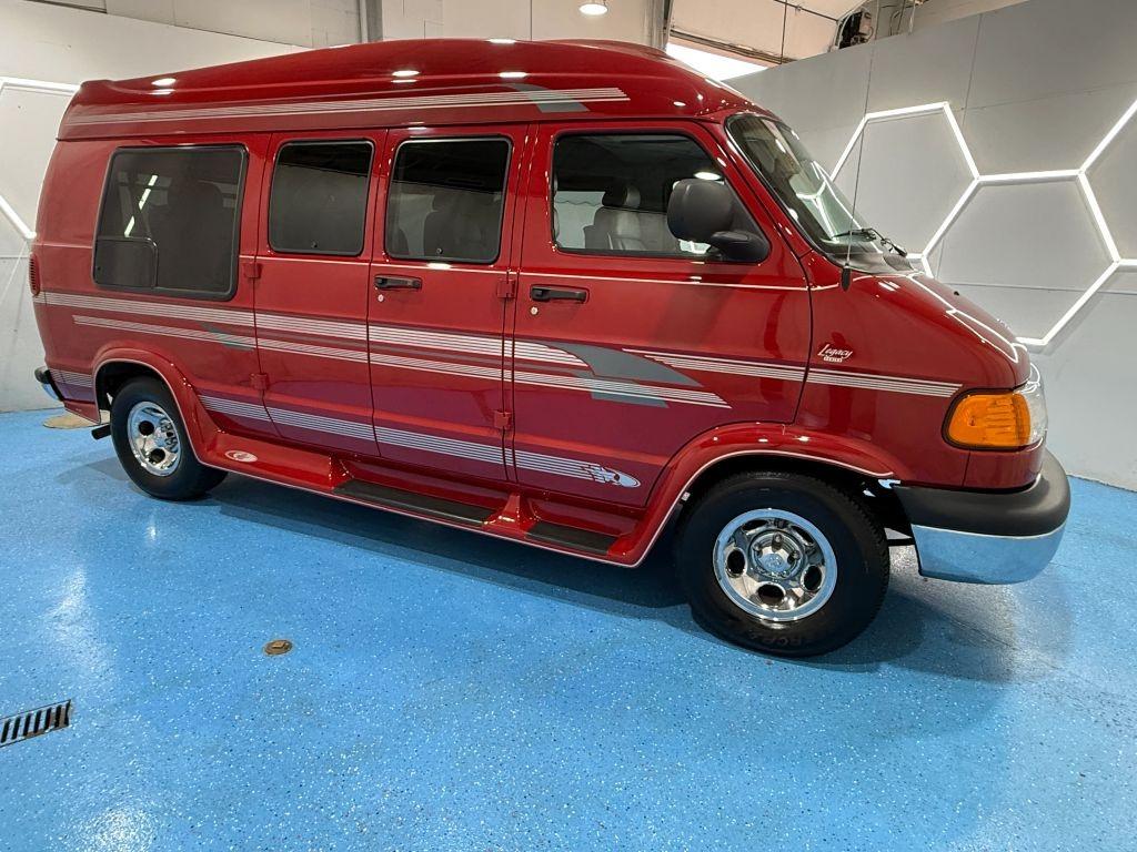 2001 Dodge Ram 1500 Starcraft Van