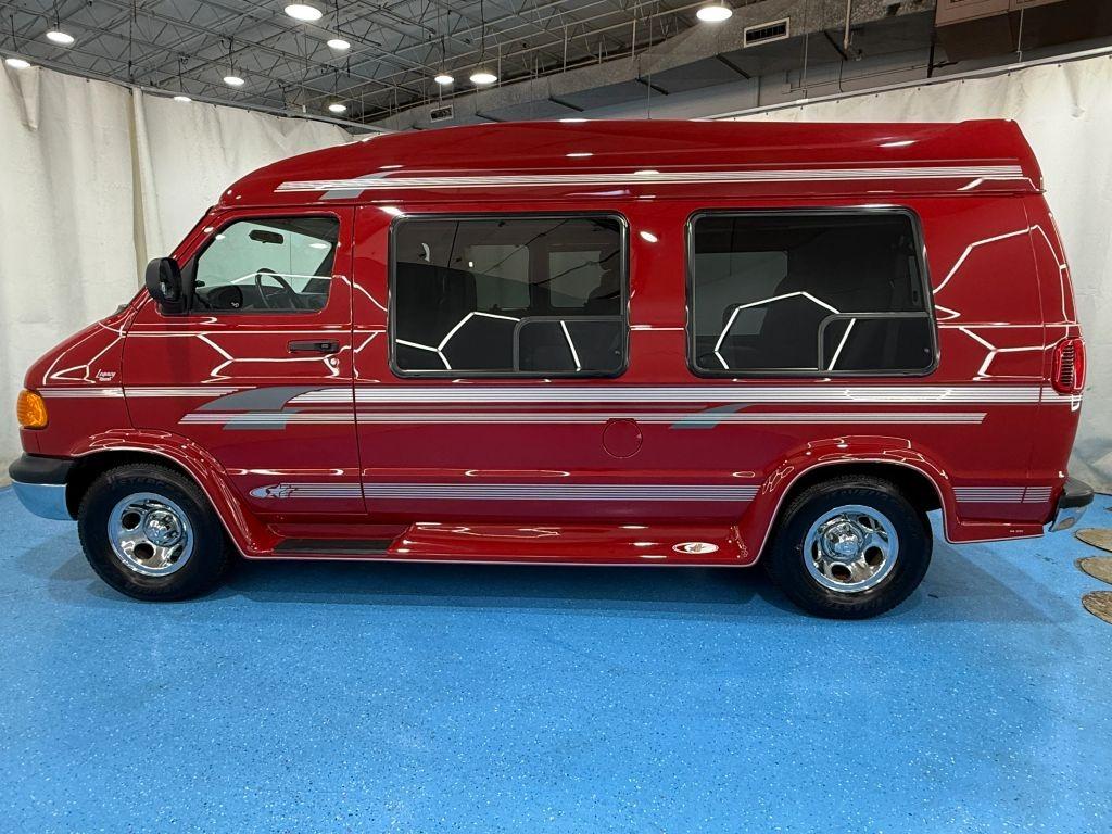 2001 Dodge Ram 1500 Starcraft Van - 2