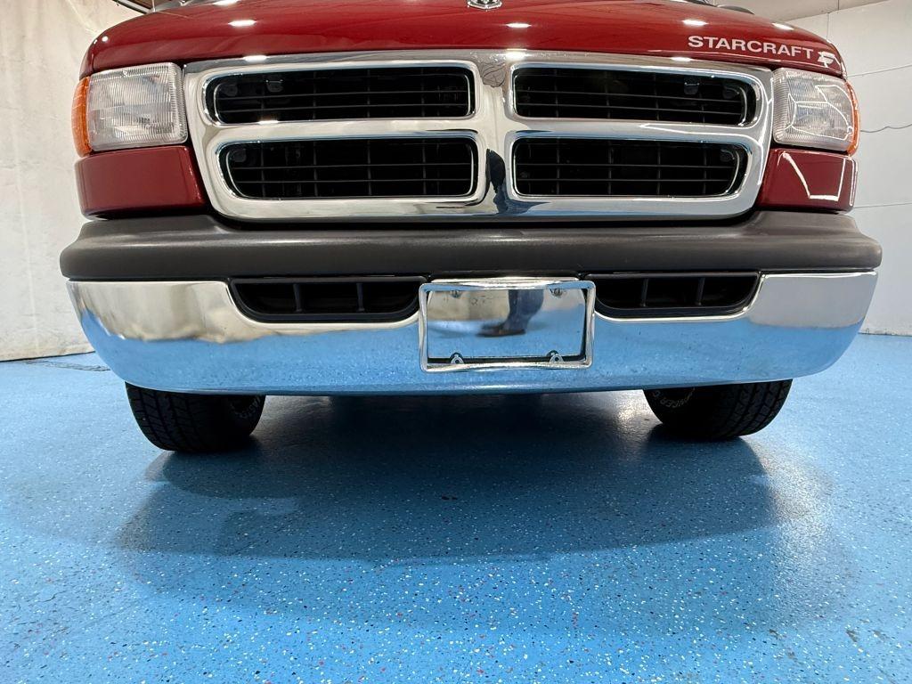 2001 Dodge Ram 1500 Starcraft Van - 5