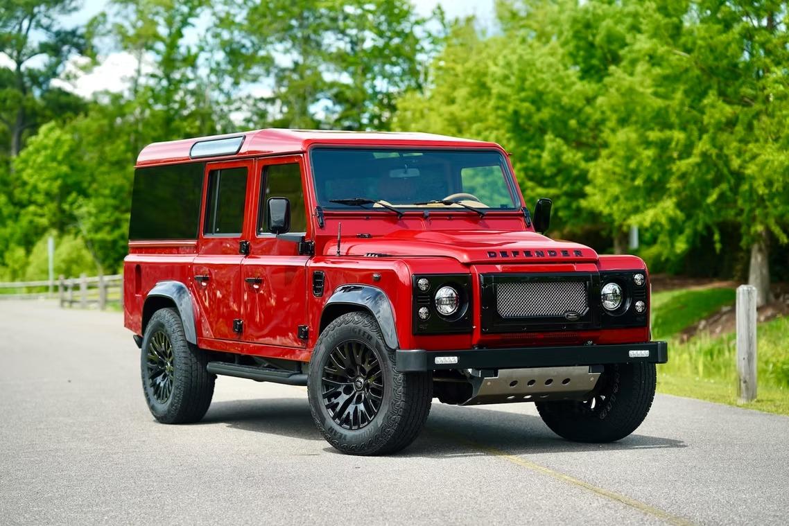  Land Rover Defender