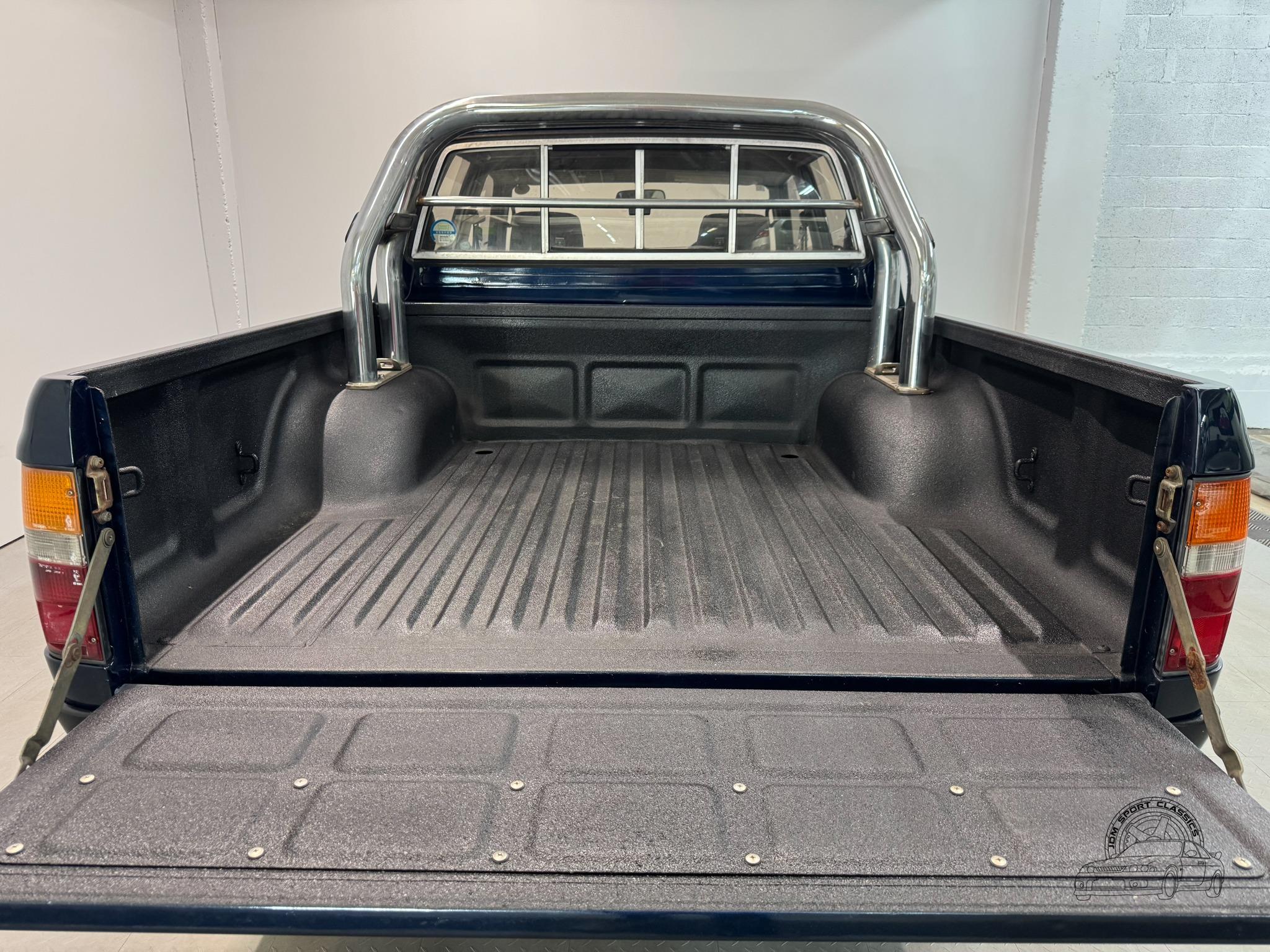 1993 Toyota Hilux Pickup Double Cab SSR-X