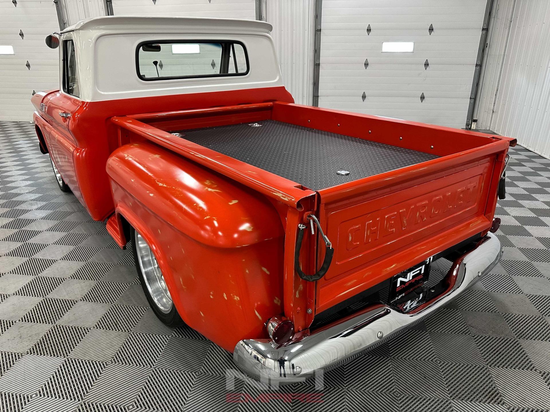 Custom 1965 Chevrolet C10 Stepside - 3