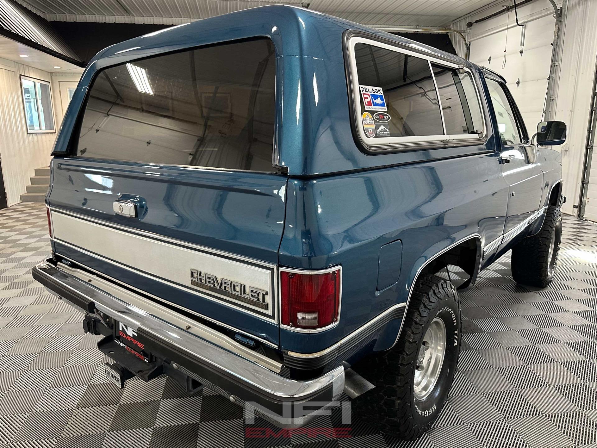 1989 Chevrolet Blazer Custom Deluxe - 4