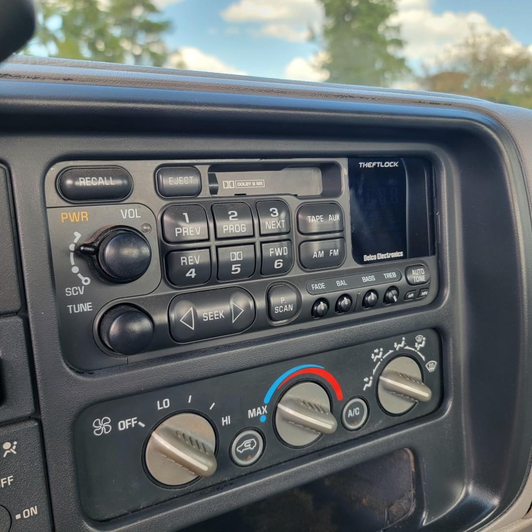 1997 GMC Sierra SL