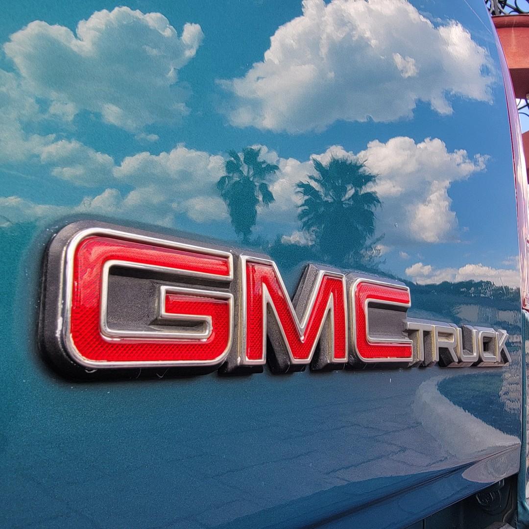 1997 GMC Sierra SL