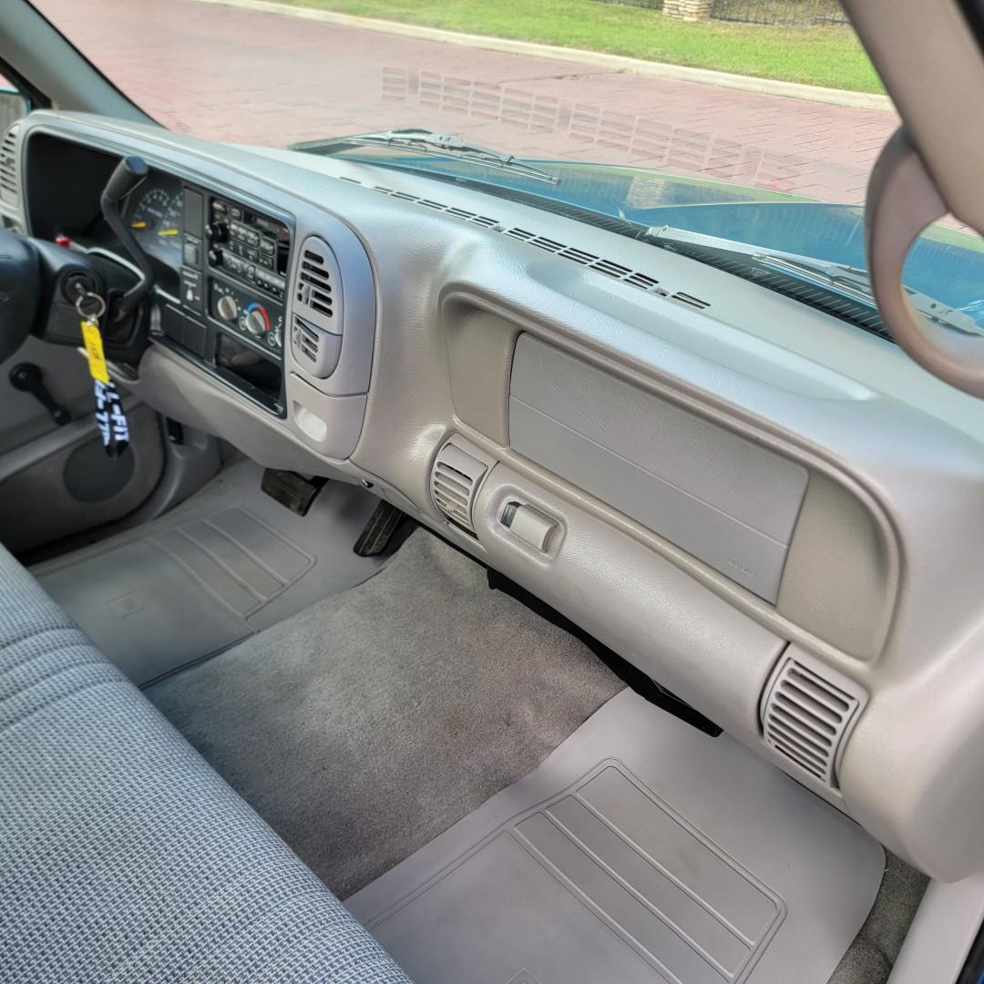 1997 GMC Sierra SL