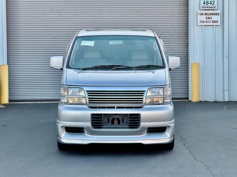1998 Nissan Elgrand - 2