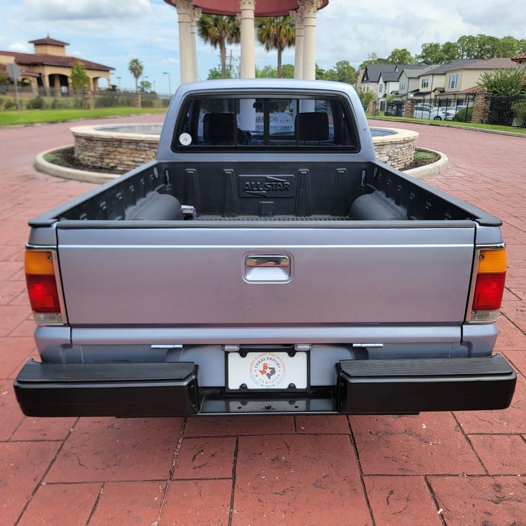 1989 Mazda B2200 Cab Plus