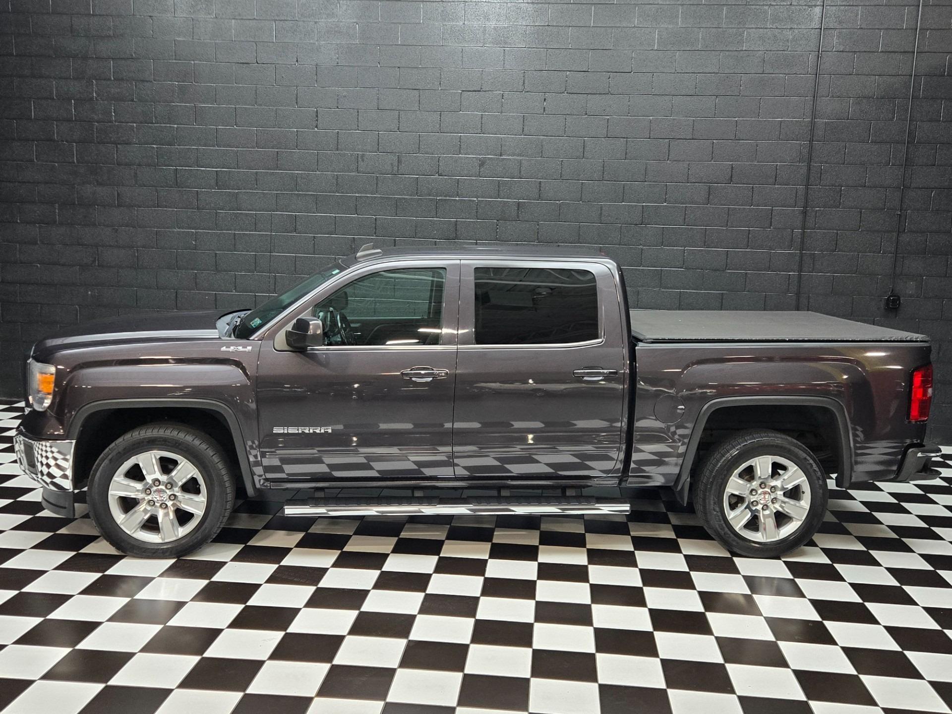 2015 GMC Sierra 1500 SLE Crew Cab 4x4 - 2