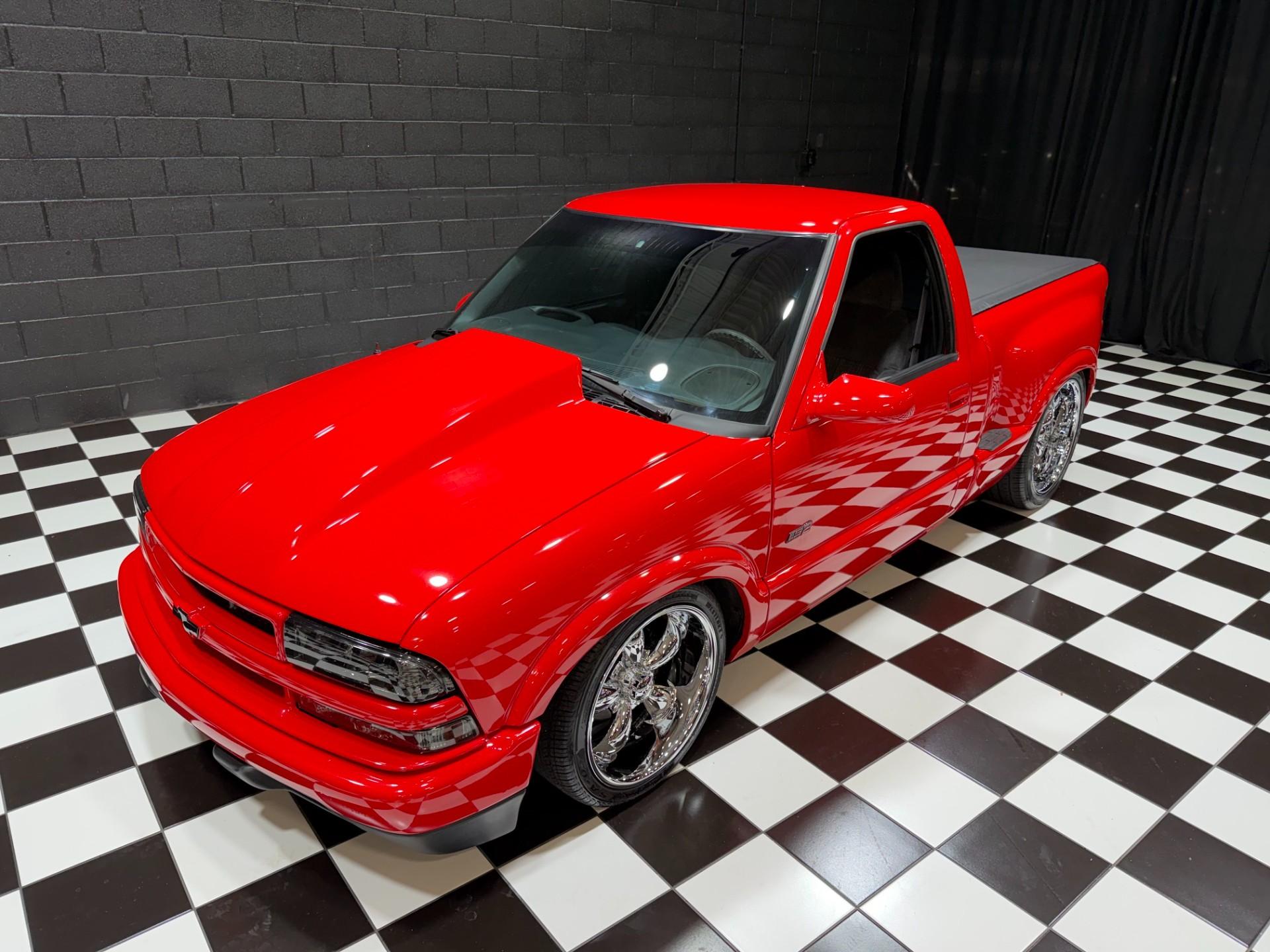 LS2-Powered 2001 Chevrolet S10 - 3