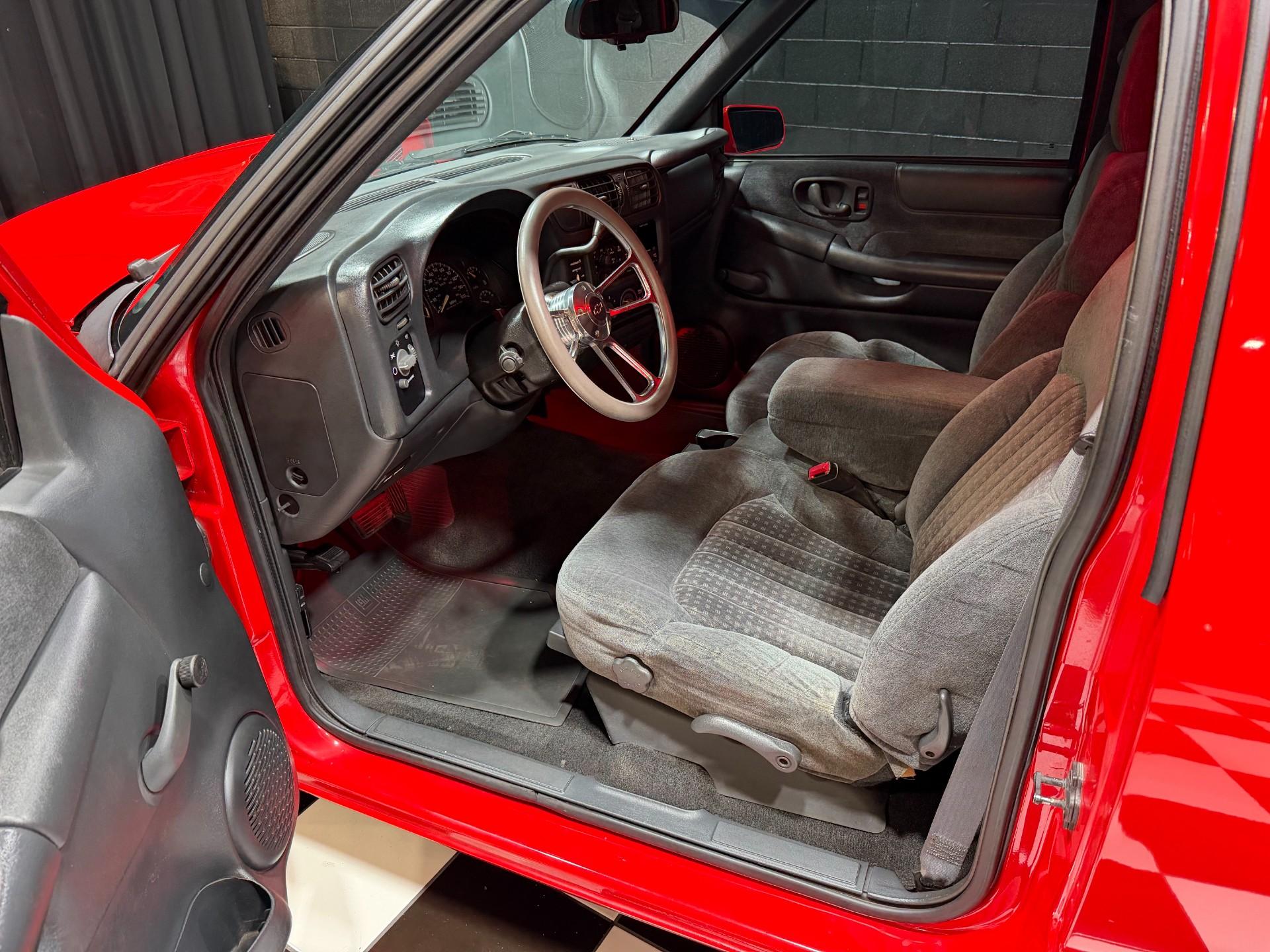 LS2-Powered 2001 Chevrolet S10 - 5