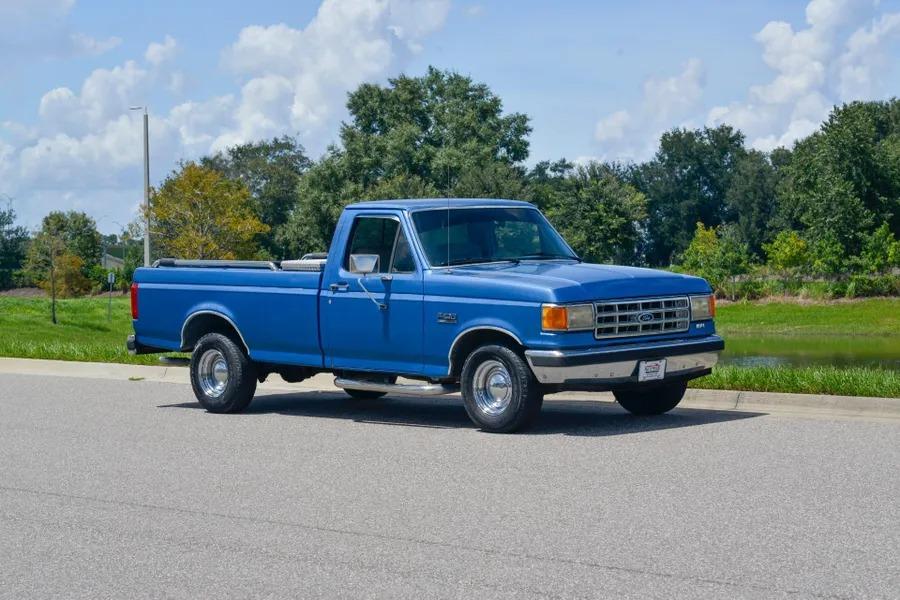 1991 Ford F-150 XLT Lariat