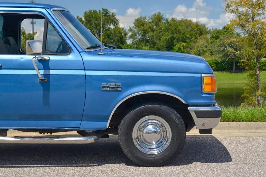 1991 Ford F-150 XLT Lariat