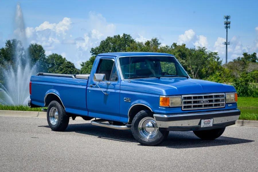 1991 Ford F-150 XLT Lariat