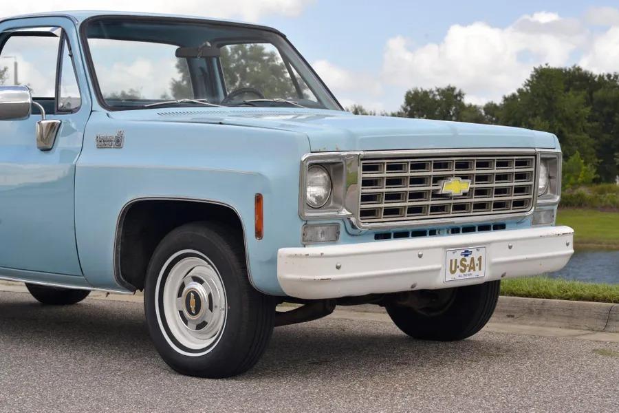 1976 Chevrolet C10 Custom Deluxe