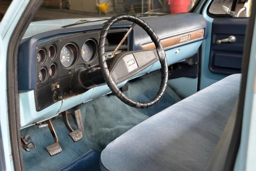 1976 Chevrolet C10 Custom Deluxe
