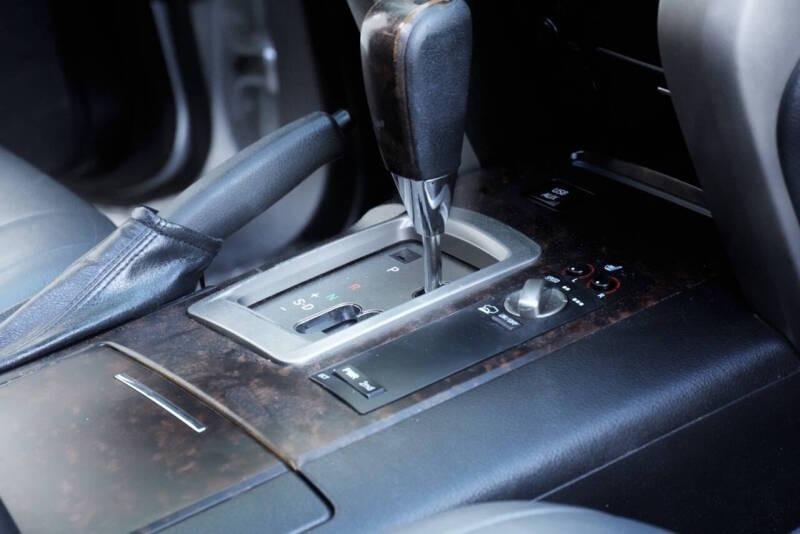 2011 Toyota Land Cruiser