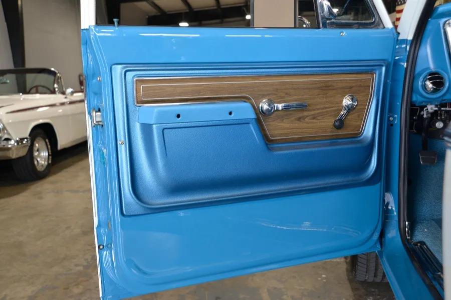 1972 Chevrolet C10 Camper Special