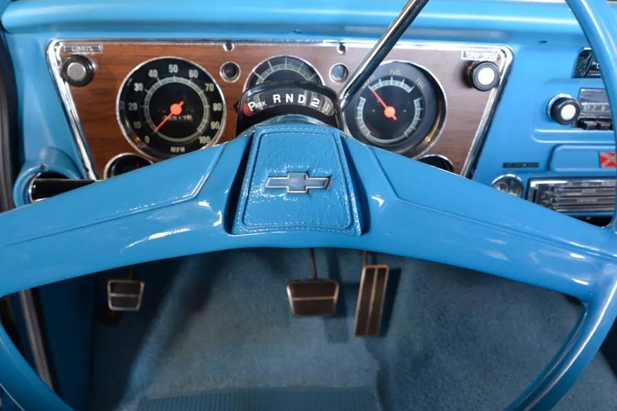 1972 Chevrolet C10 Camper Special
