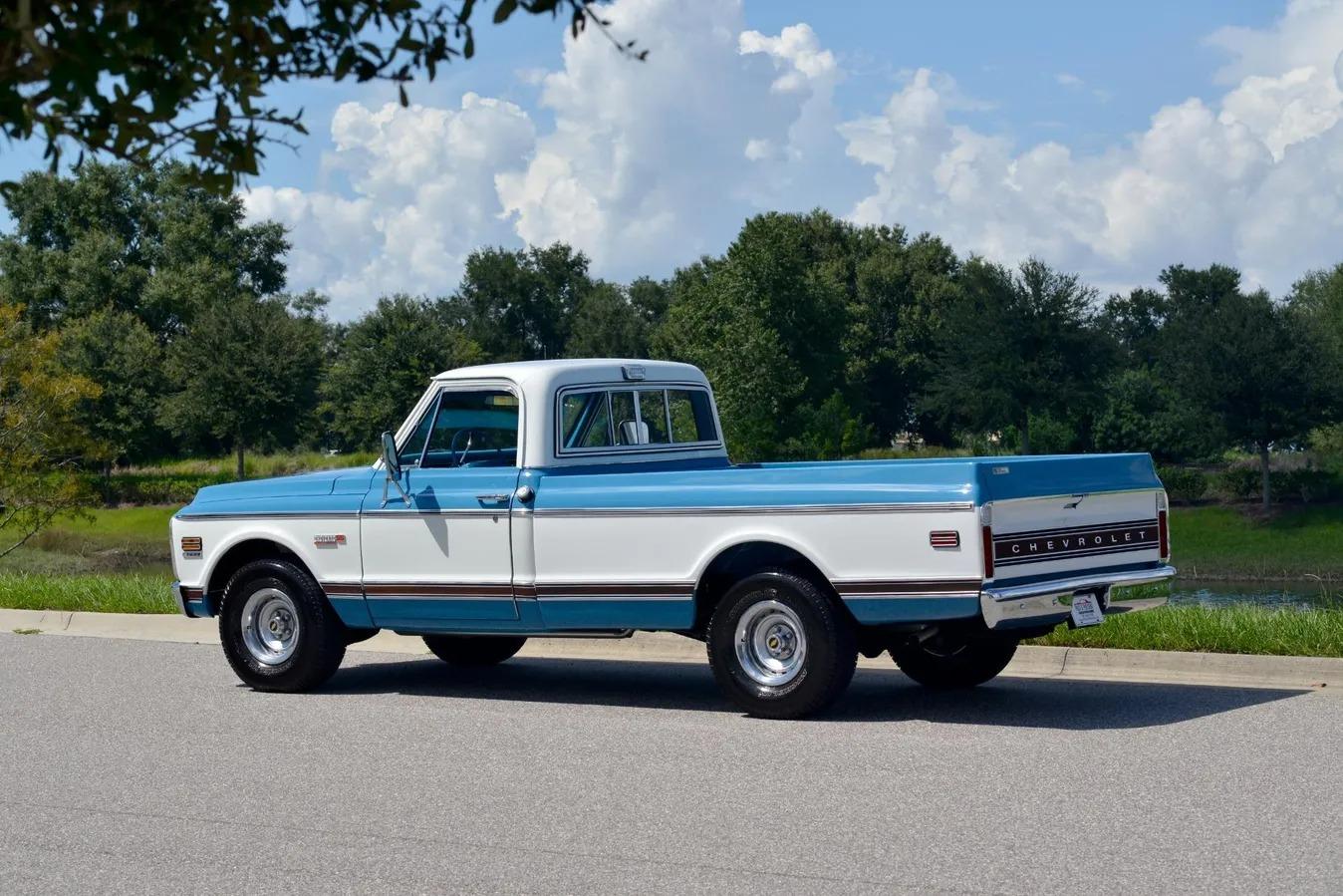 1972 Chevrolet C10 Camper Special