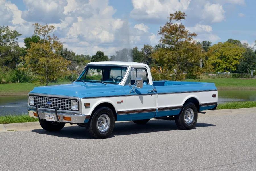 1972 Chevrolet C10 Camper Special