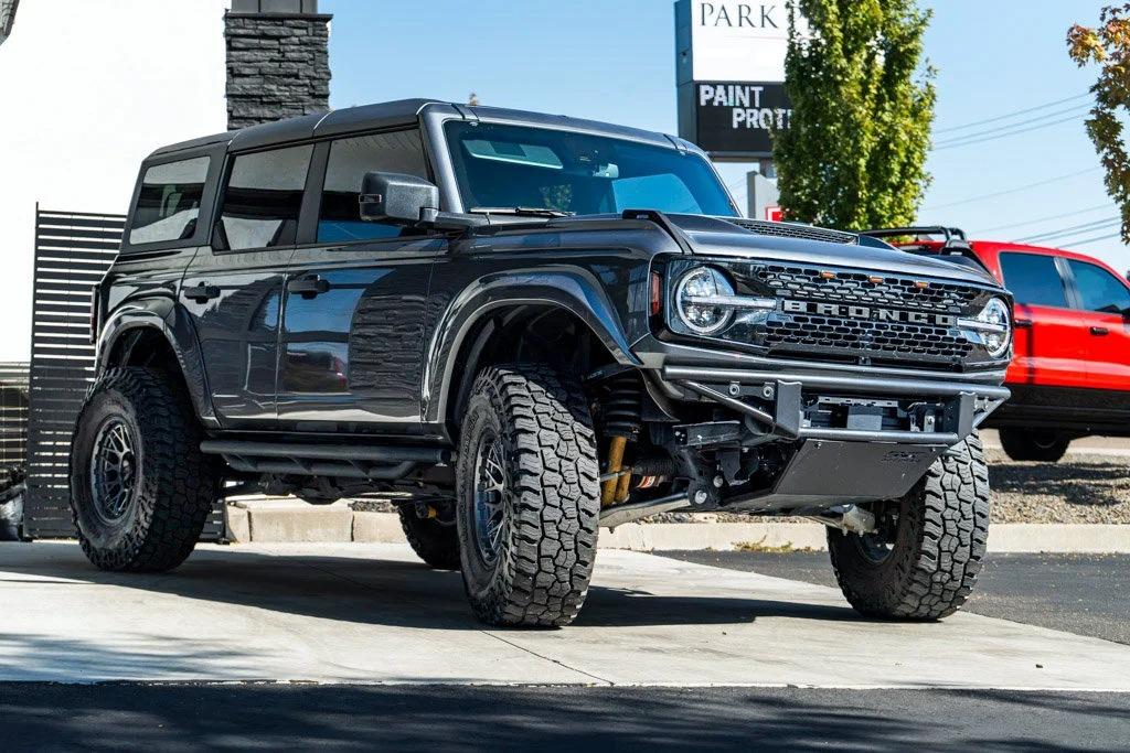 2024 Ford Bronco Badlands - 4