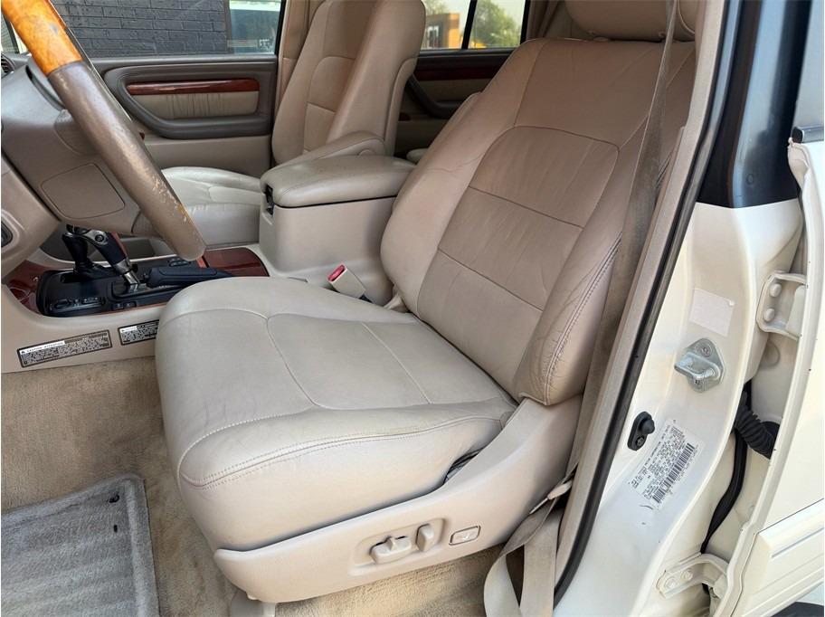 2001 Lexus LX 470