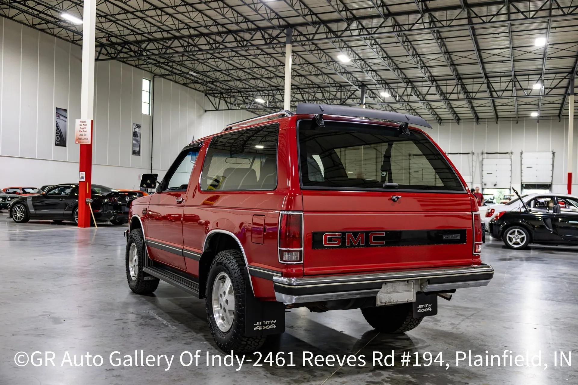 1989 GMC  Jimmy - 3