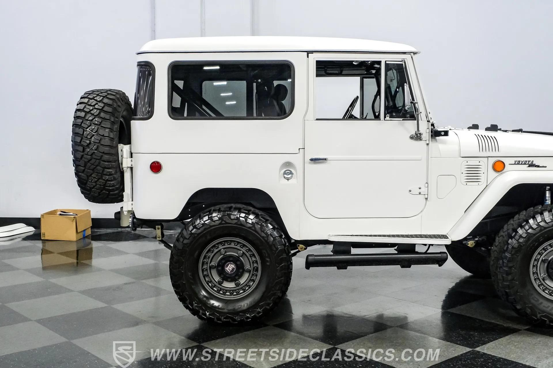 1969 Toyota Land Cruiser FJ40