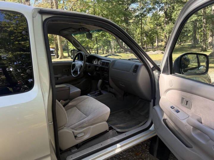 2003 Toyota Tacoma PreRunner V6