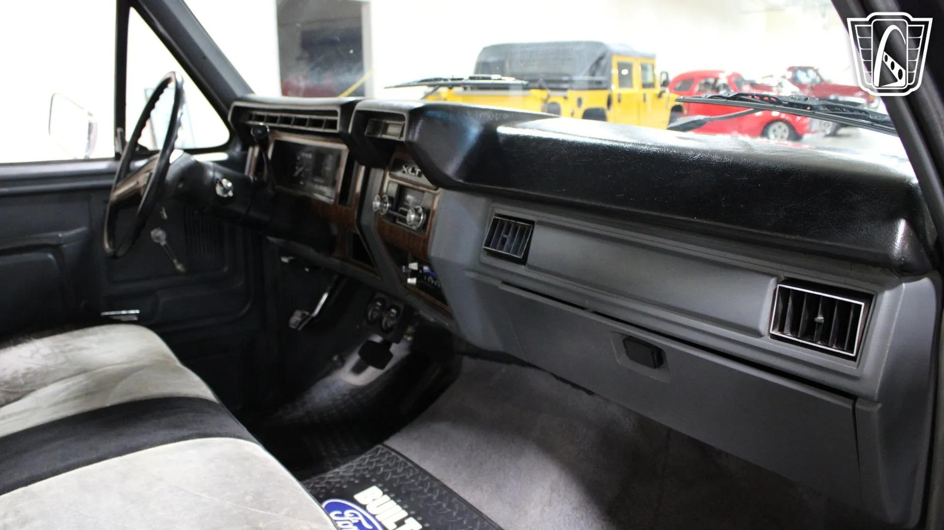 1984 Ford F-150 XLT