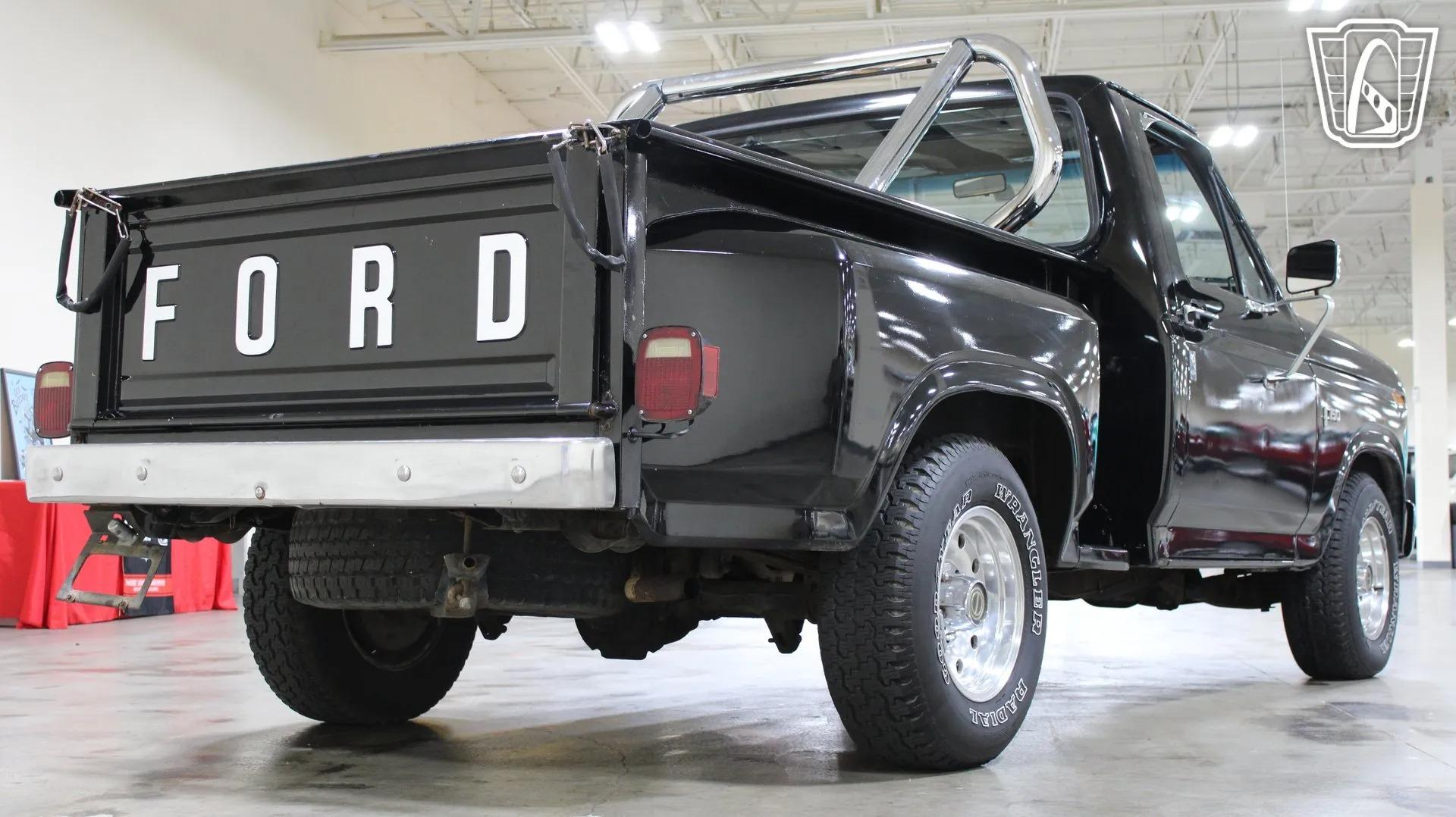 1984 Ford F-150 XLT