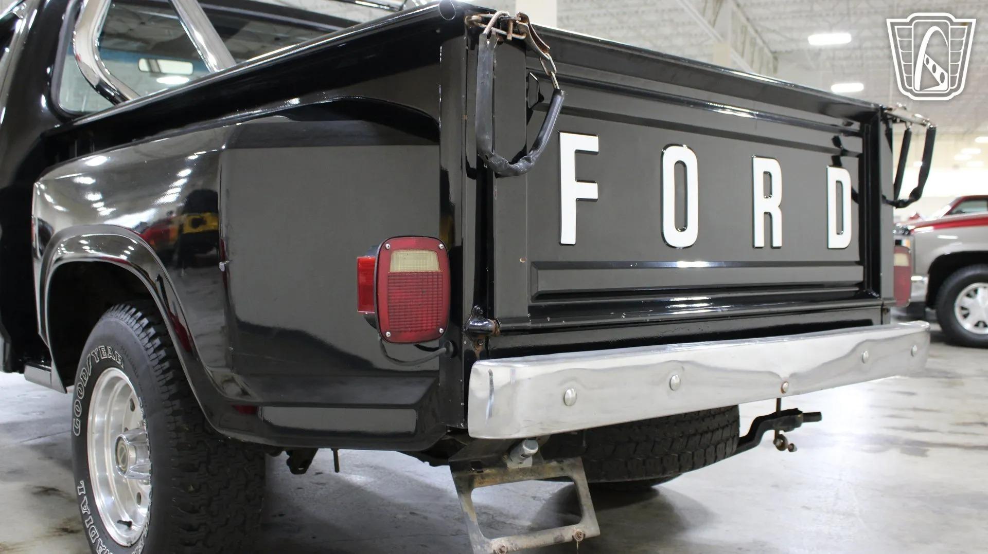 1984 Ford F-150 XLT