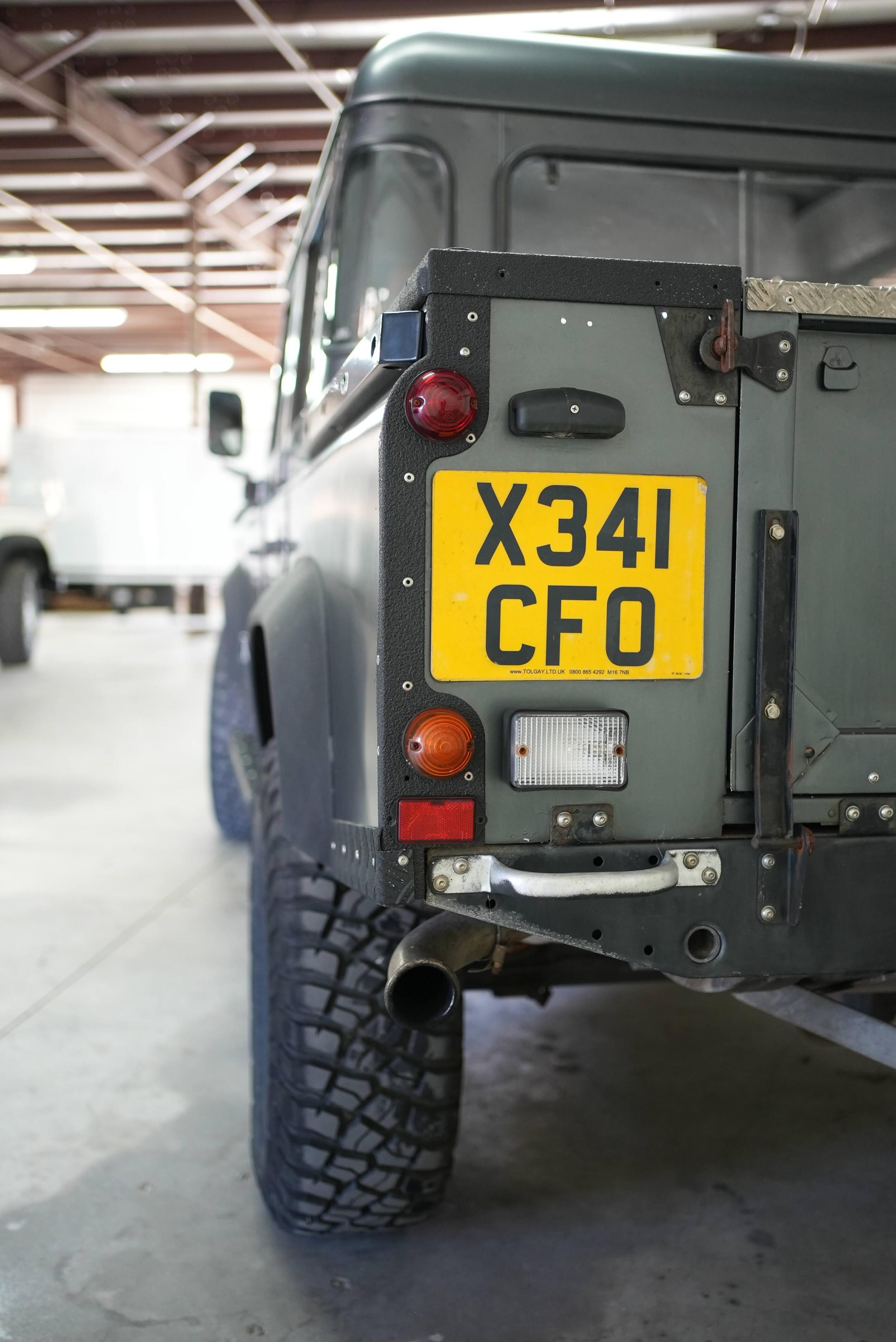 2001 Land Rover Defender 110 Double Cab Pickup - 4