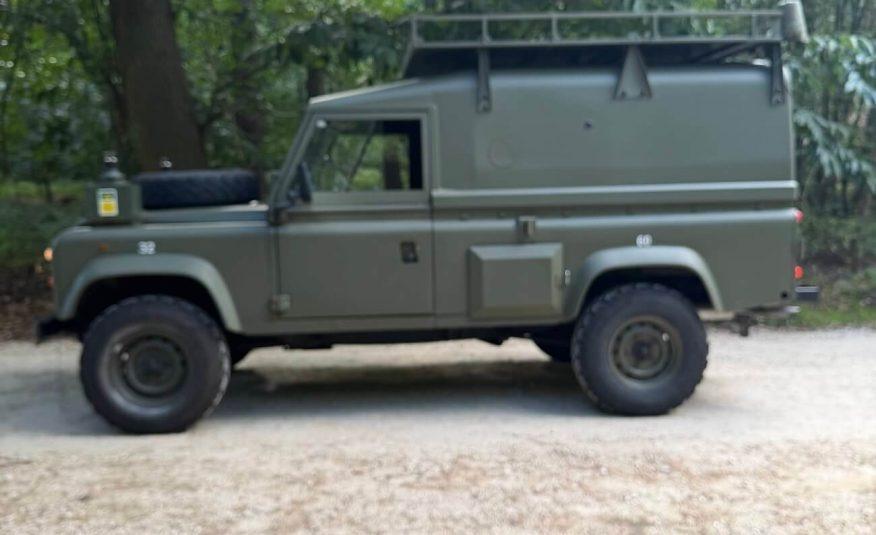 1990 Land Rover Defender 110 Wolf