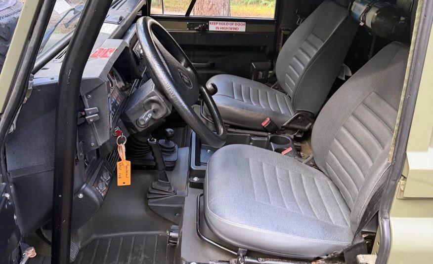 1990 Land Rover Defender 110 Wolf