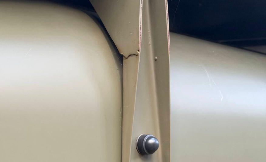 1990 Land Rover Defender 110 Wolf