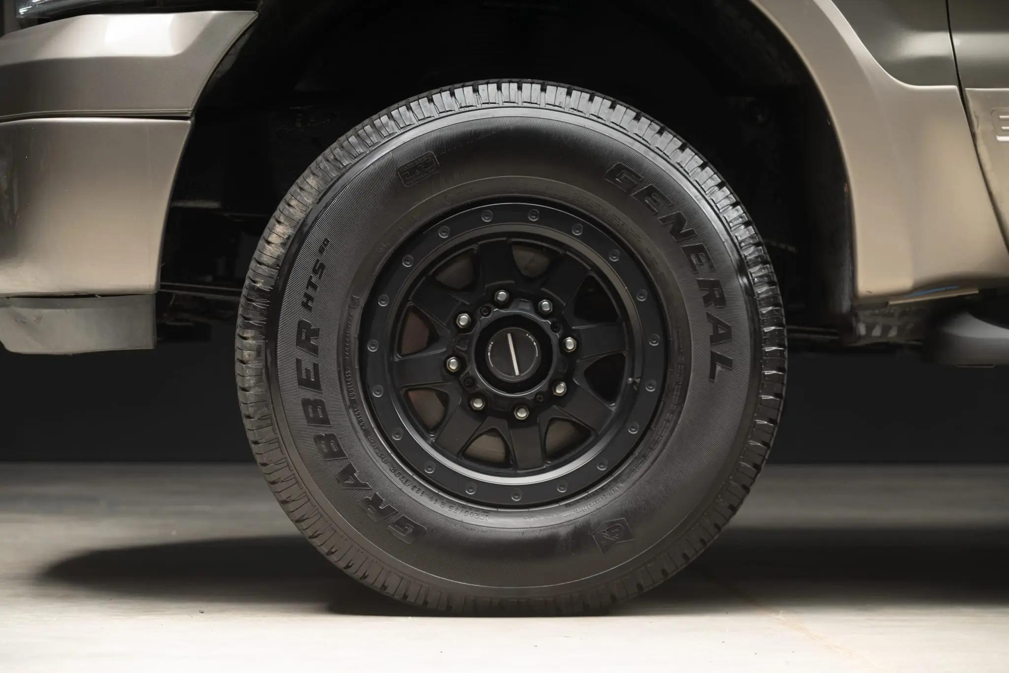2005 Ford Excursion Eddie Bauer Power Stroke 4×4