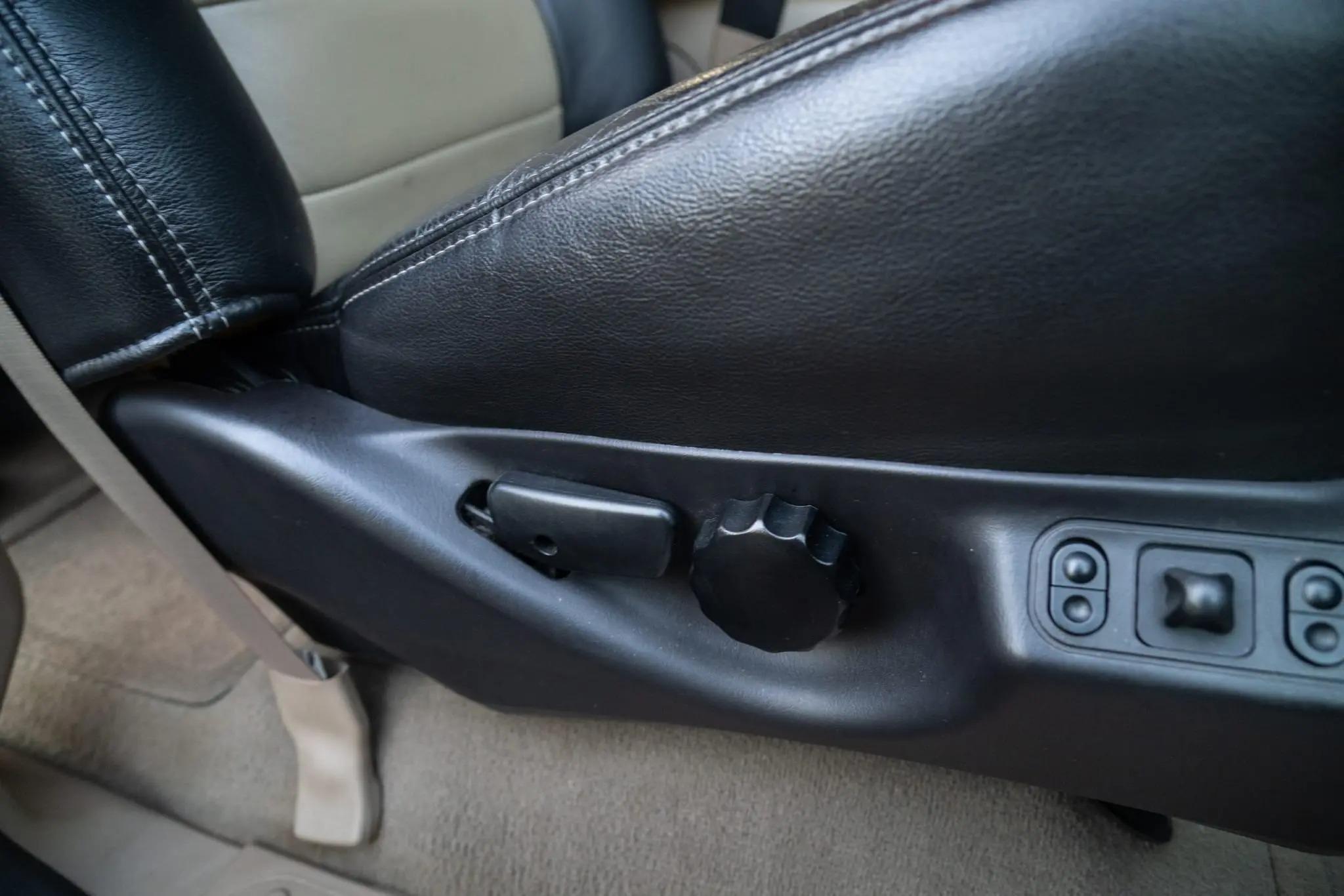 2005 Ford Excursion Eddie Bauer Power Stroke 4×4