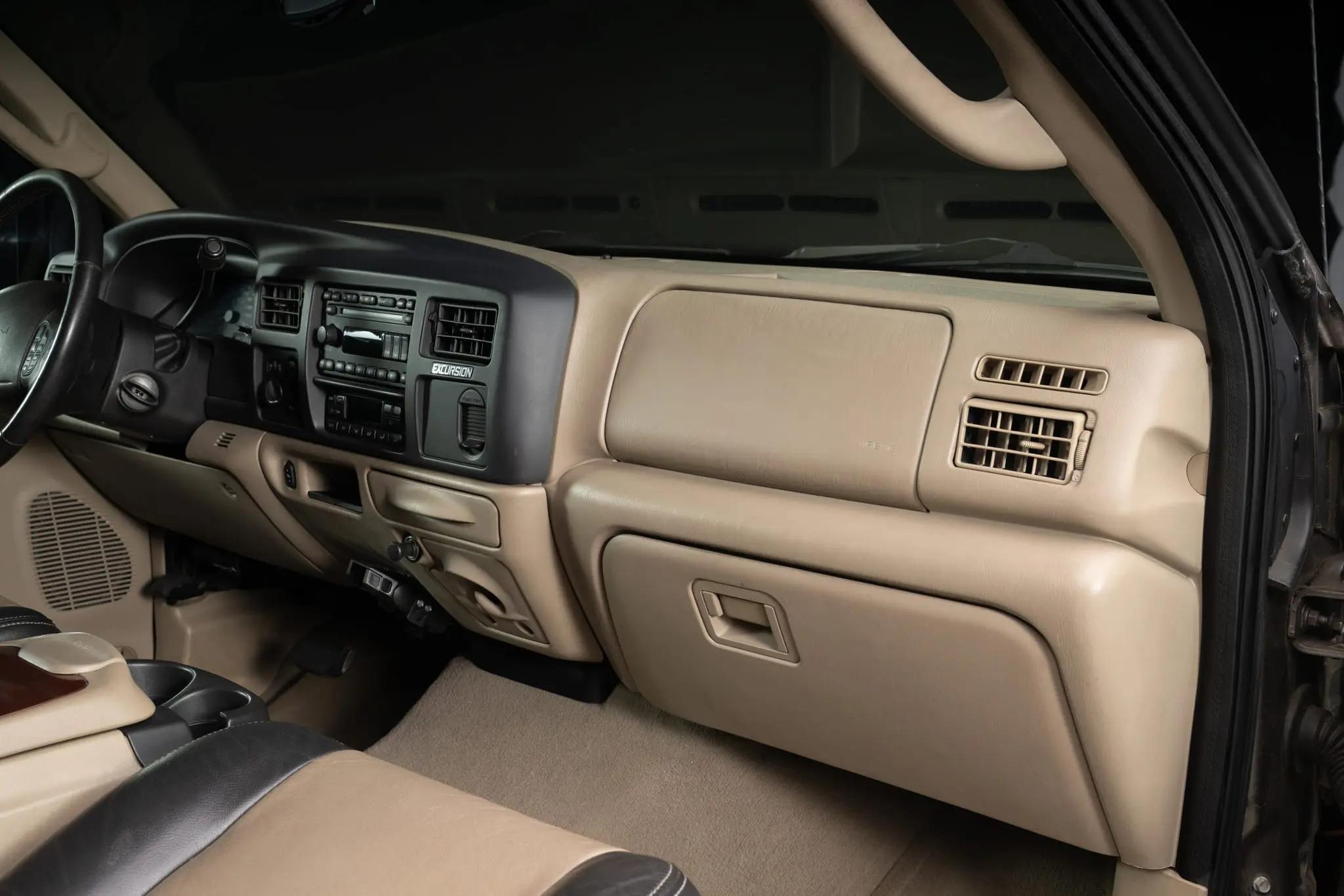 2005 Ford Excursion Eddie Bauer Power Stroke 4×4