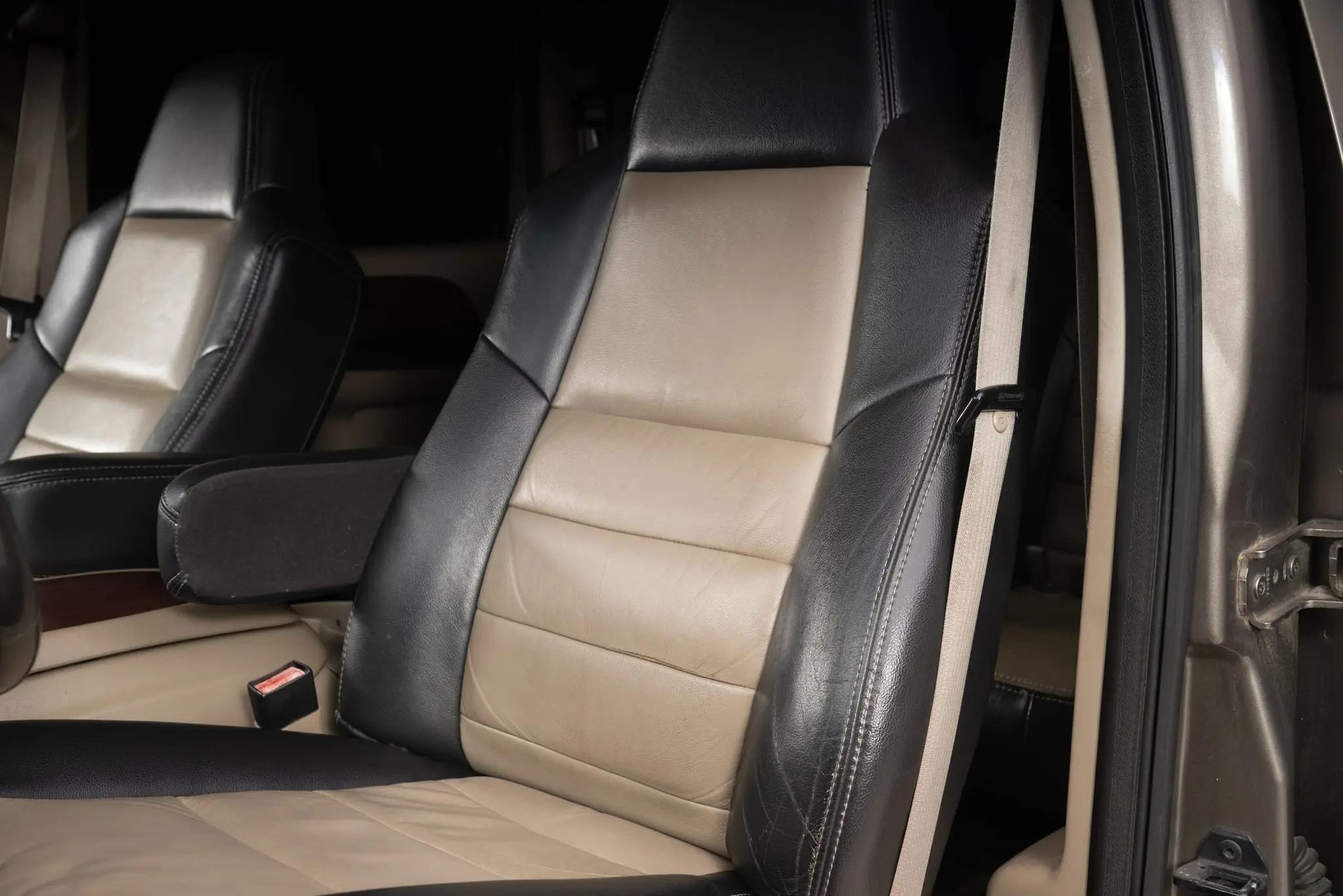 2005 Ford Excursion Eddie Bauer Power Stroke 4×4