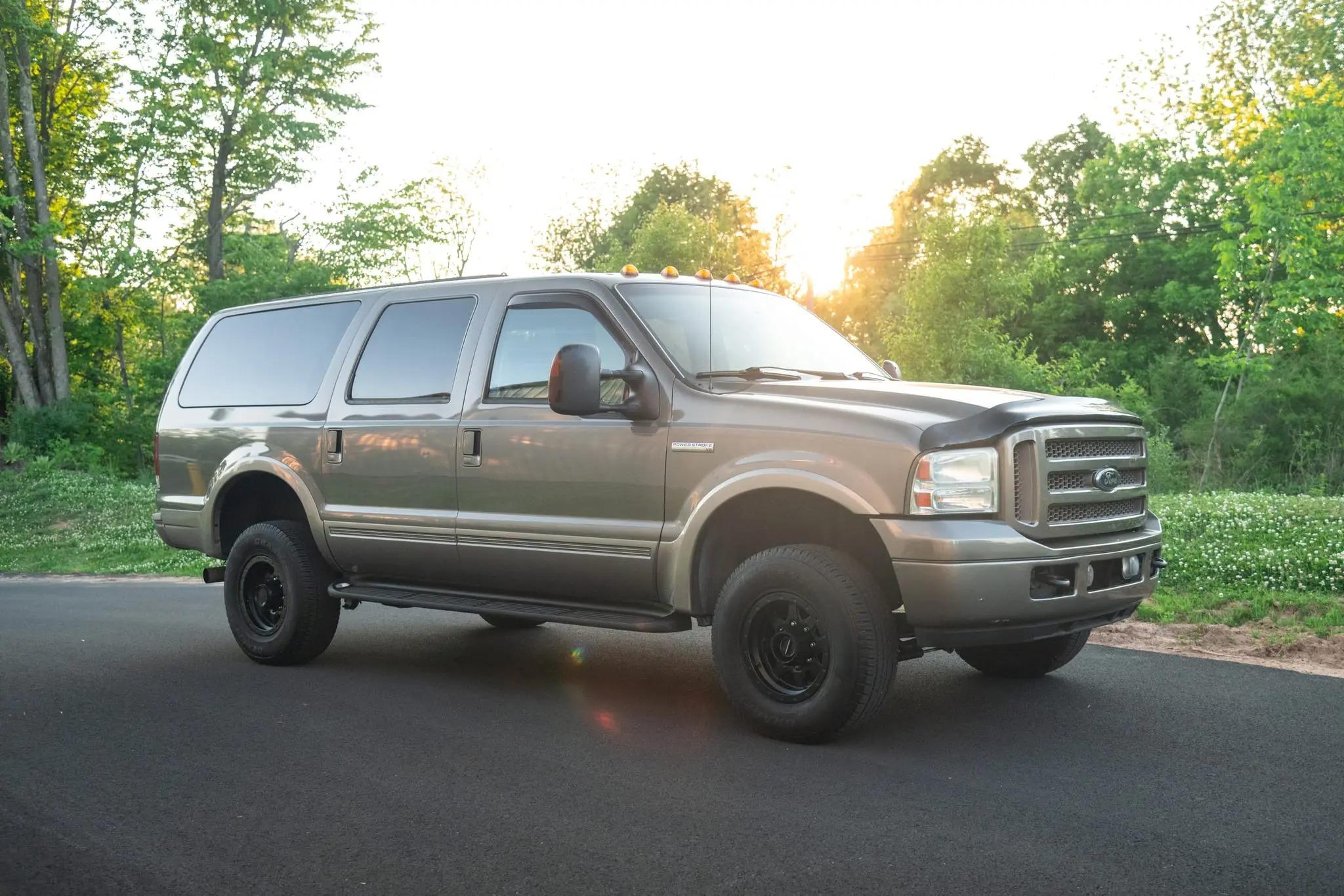 2005 Ford Excursion Eddie Bauer Power Stroke 4×4