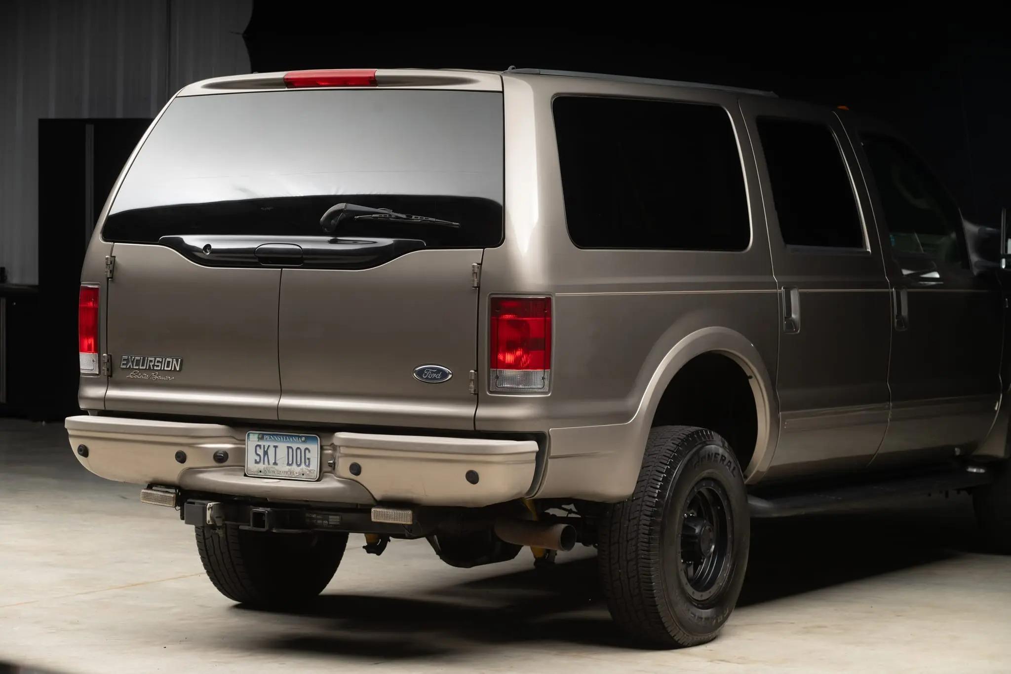 2005 Ford Excursion Eddie Bauer Power Stroke 4×4