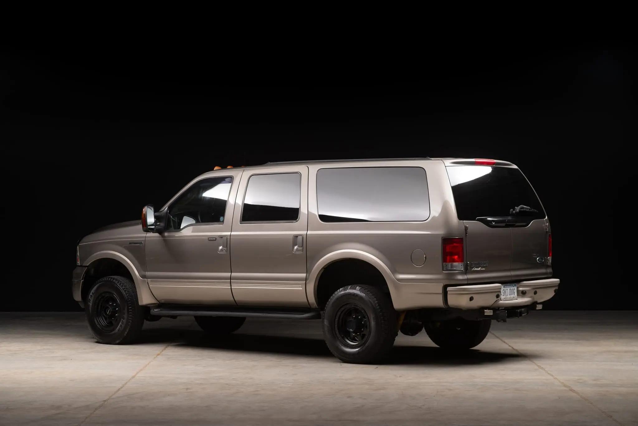 2005 Ford Excursion Eddie Bauer Power Stroke 4×4
