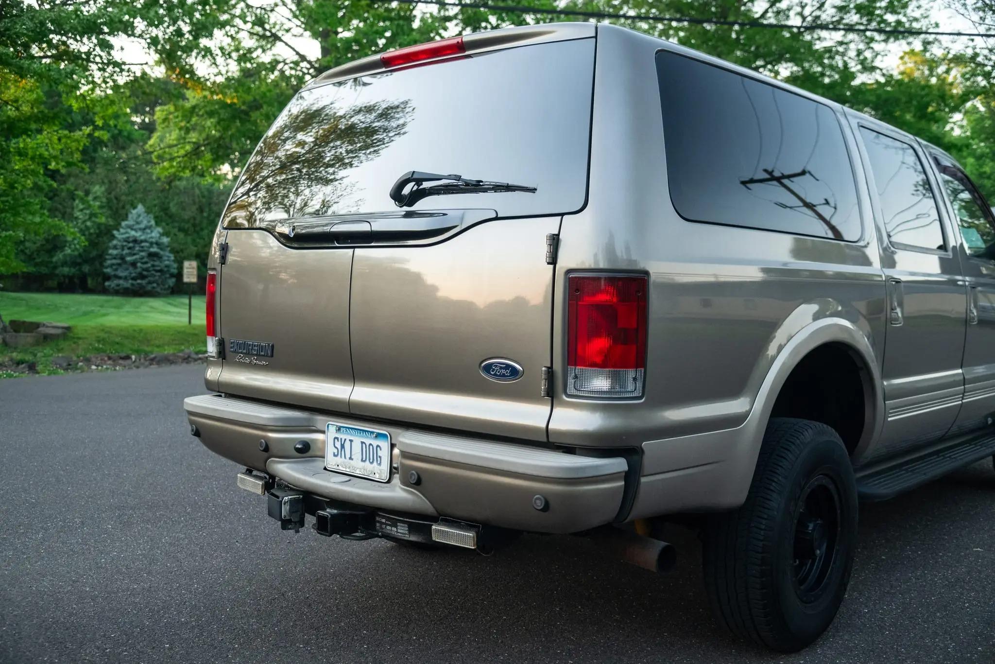 2005 Ford Excursion Eddie Bauer Power Stroke 4×4