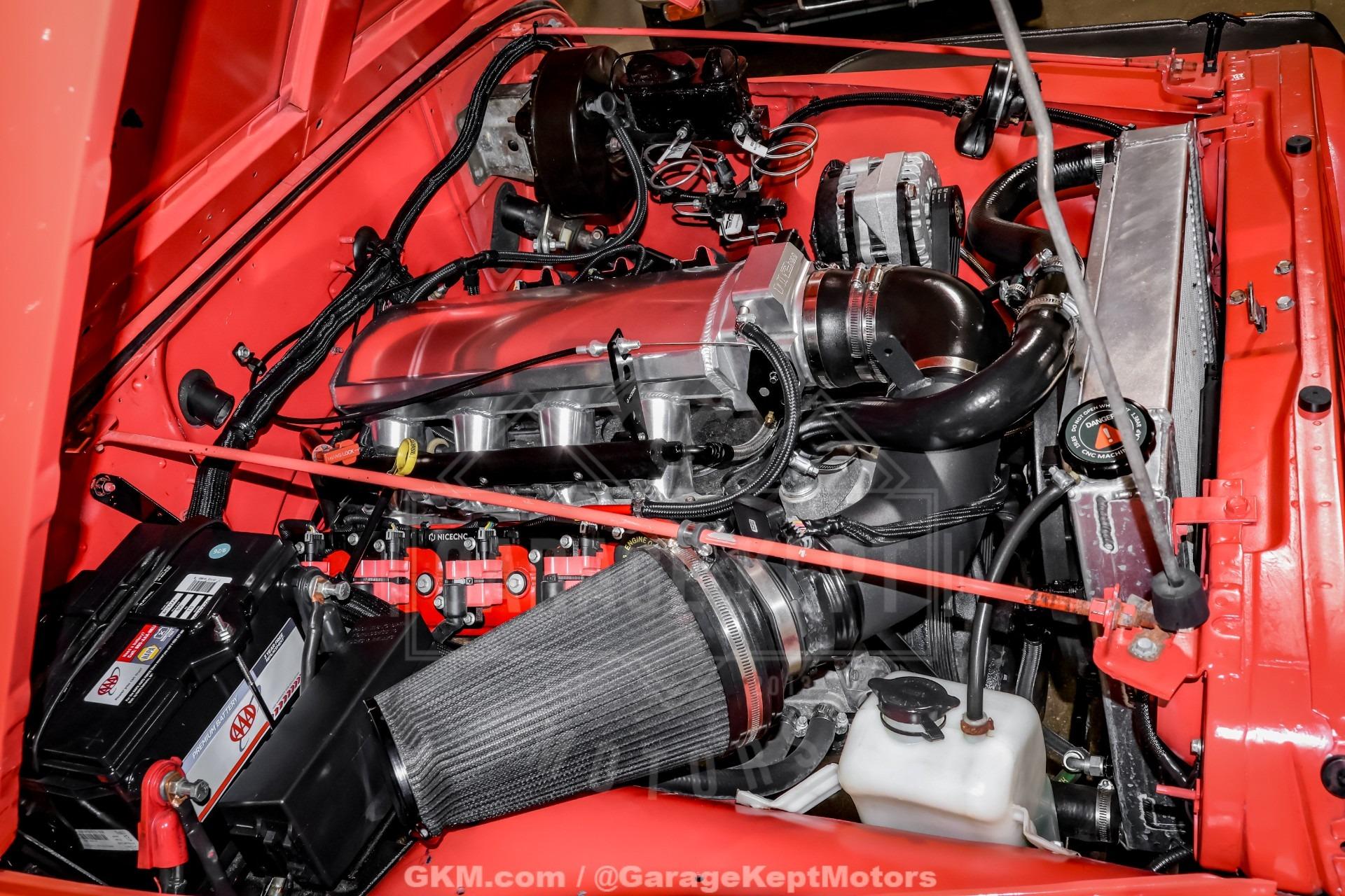 6.0L V8-Powered 1995 Jeep Wrangler Rio Grande