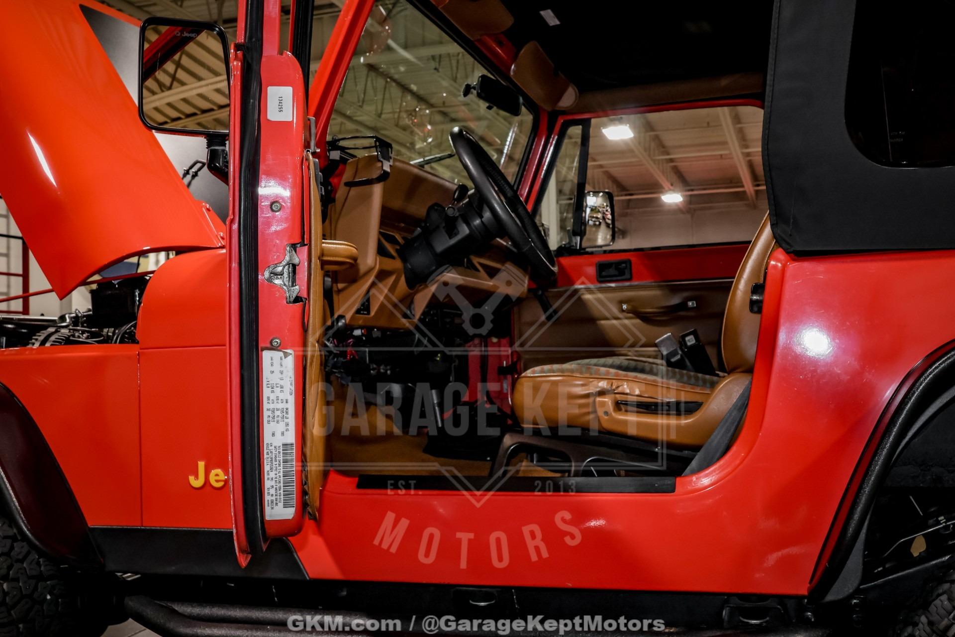 6.0L V8-Powered 1995 Jeep Wrangler Rio Grande